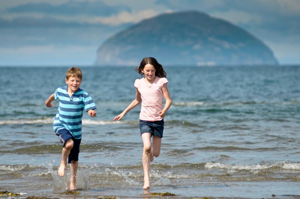 Woodland Bay Hotel Girvan Kültér fotó